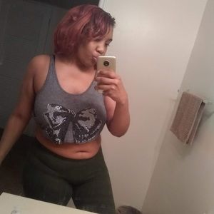 Meet your Posher, Kamia